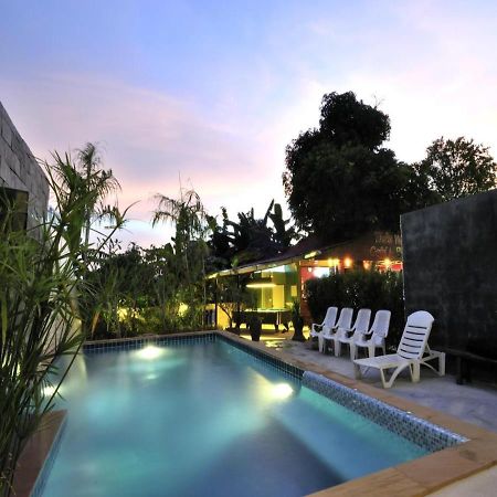 Serene Villa Phuket Чалонг Екстер'єр фото